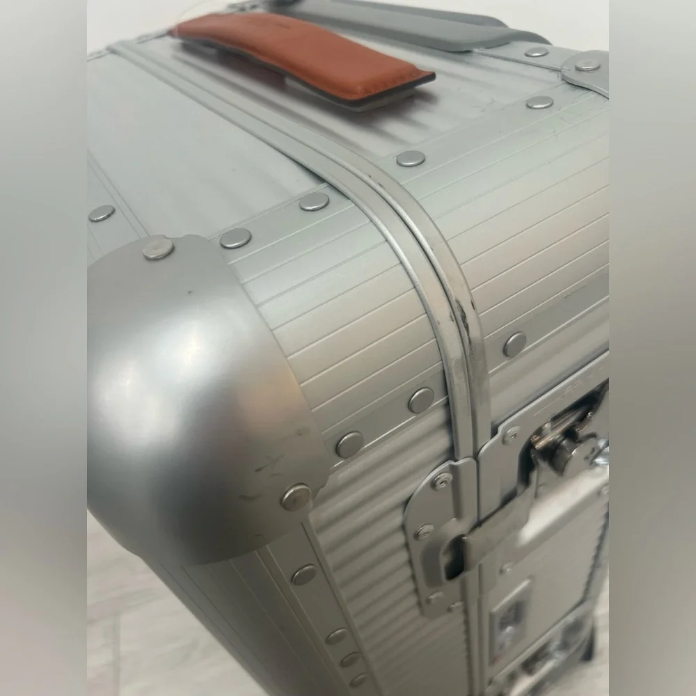 FPM MILANO Bank Milano Cabin Spinner Suitcase 55